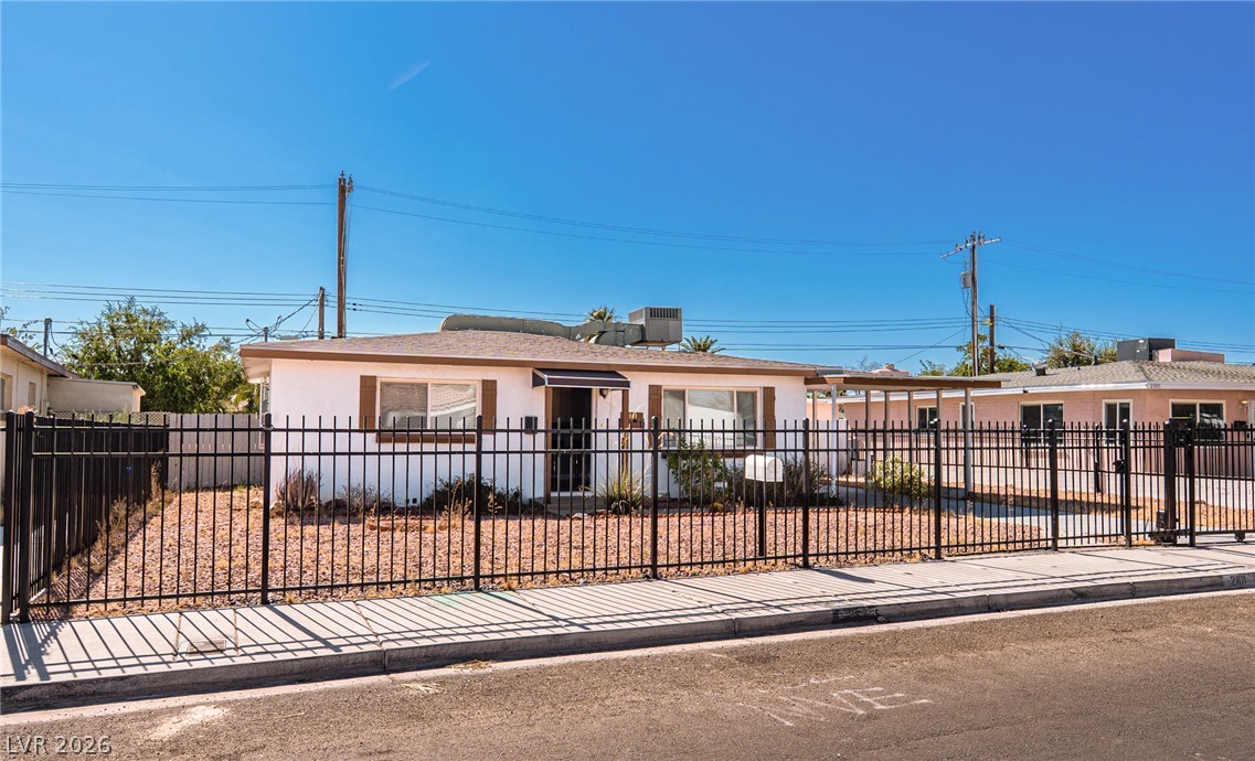 2101 Santa Paula Drive Las Vegas NV 89104