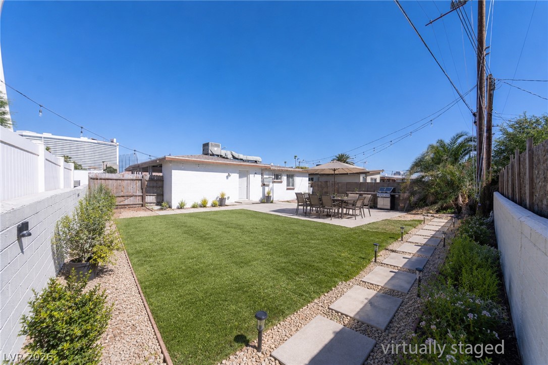 2101 Santa Paula Drive Las Vegas NV 89104