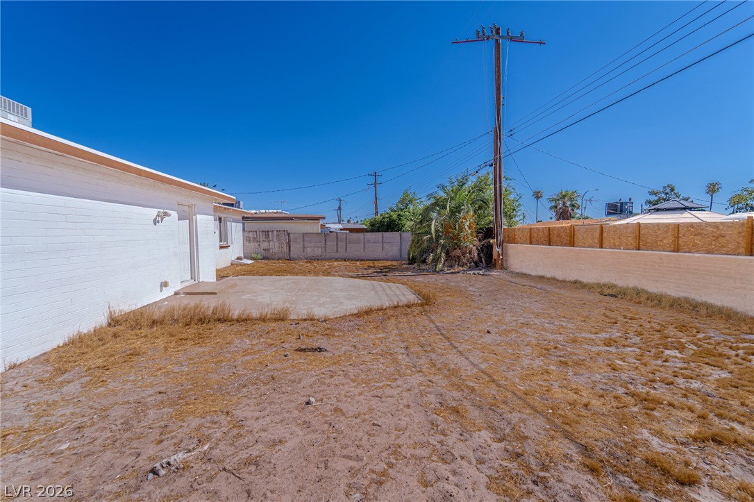 2101 Santa Paula Drive Las Vegas NV 89104