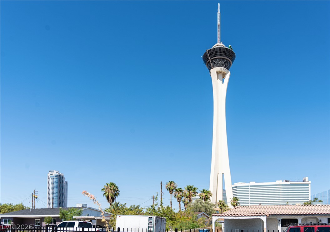 2101 Santa Paula Drive Las Vegas NV 89104