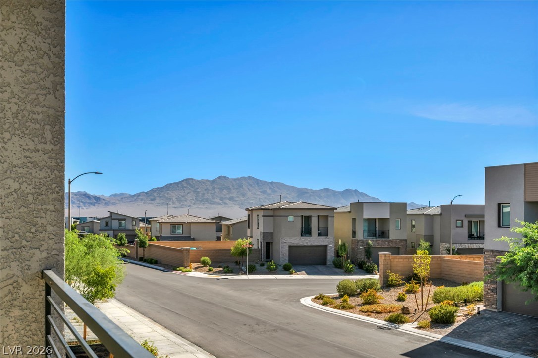8843 Roadrunner Ravine Street Las Vegas NV 89166