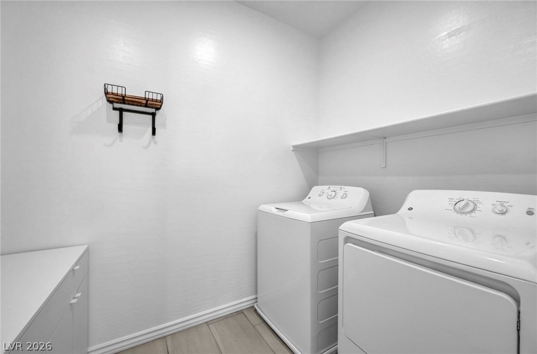 8843 Roadrunner Ravine Street Las Vegas NV 89166