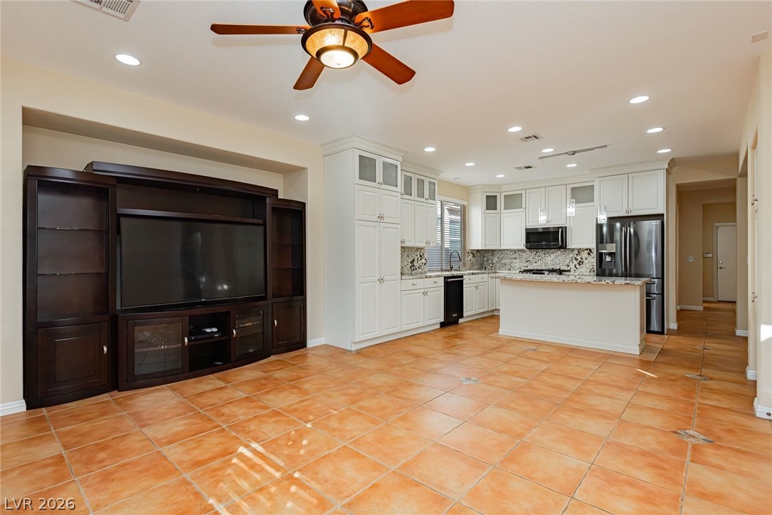 5123 Vincitor Street Las Vegas NV 89135