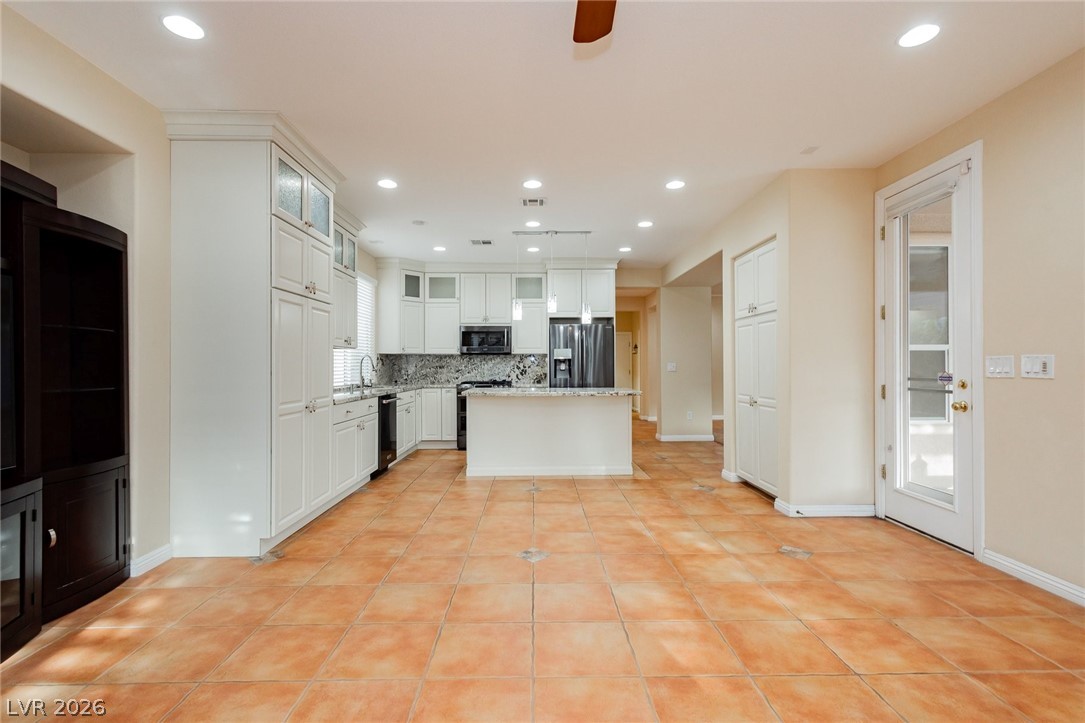 5123 Vincitor Street Las Vegas NV 89135