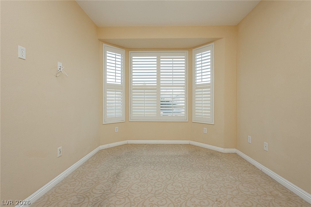 5123 Vincitor Street Las Vegas NV 89135