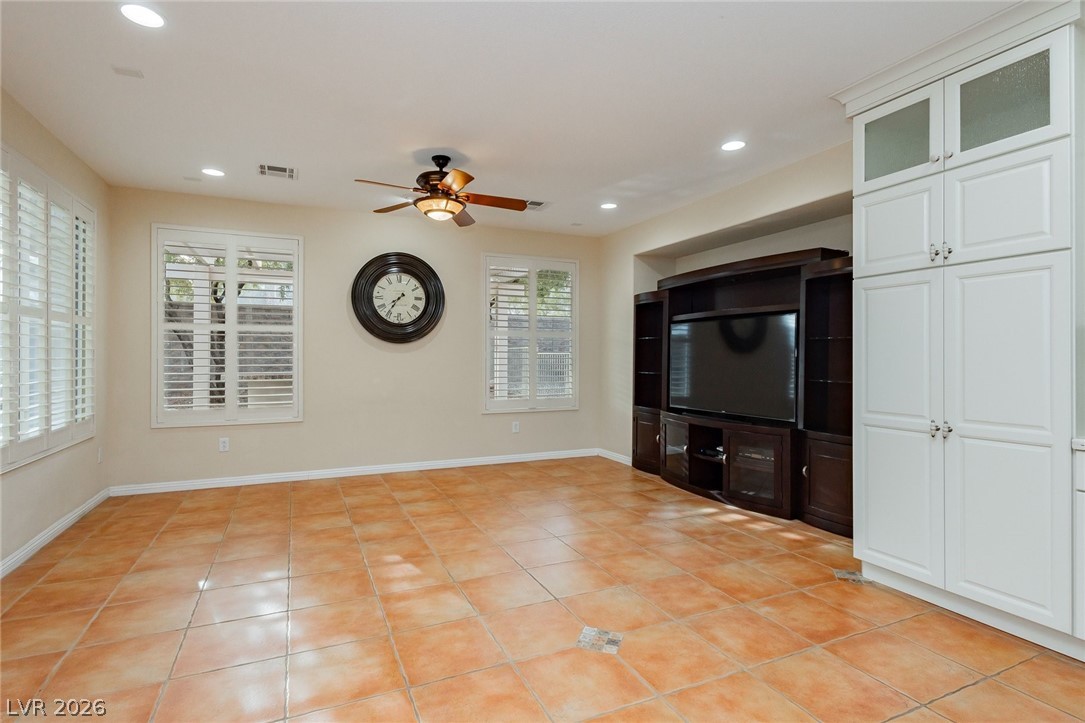 5123 Vincitor Street Las Vegas NV 89135