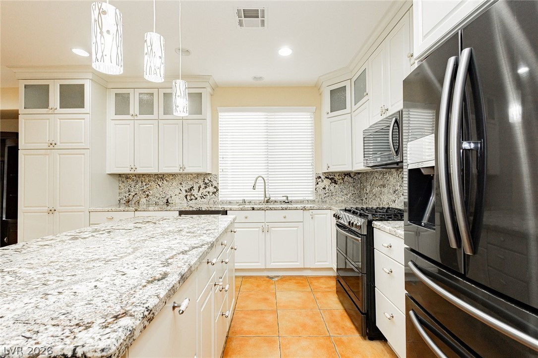5123 Vincitor Street Las Vegas NV 89135