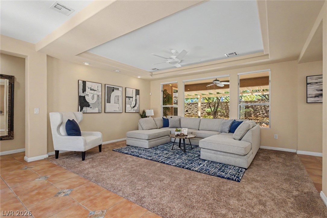 5123 Vincitor Street Las Vegas NV 89135