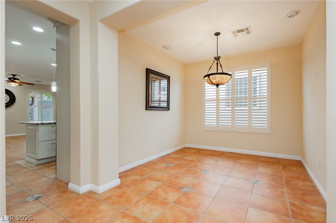 5123 Vincitor Street Las Vegas NV 89135