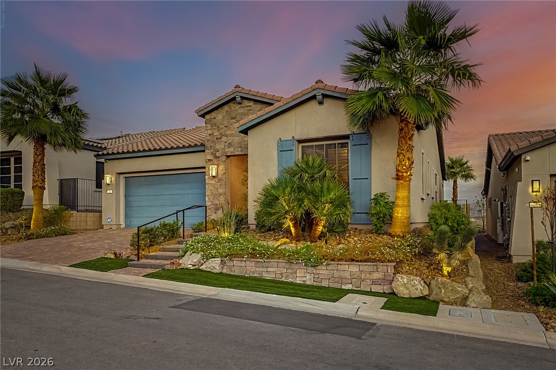 24 Cliffwater Street Henderson NV 89011