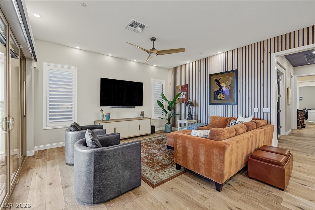 24 Cliffwater Street Henderson NV 89011