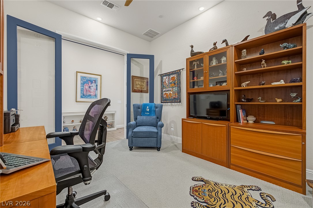24 Cliffwater Street Henderson NV 89011