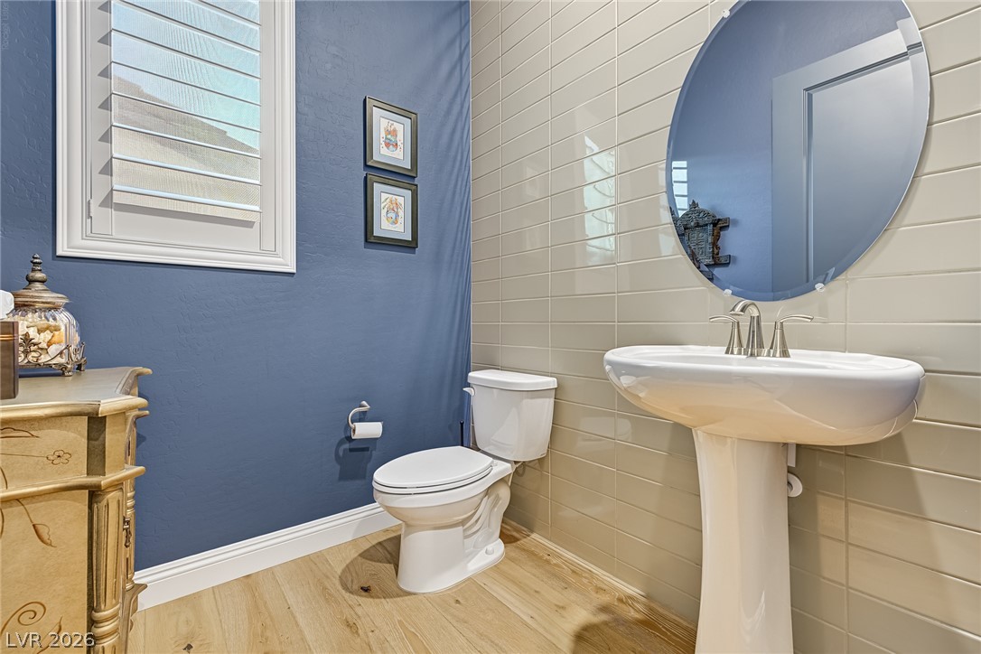 24 Cliffwater Street Henderson NV 89011