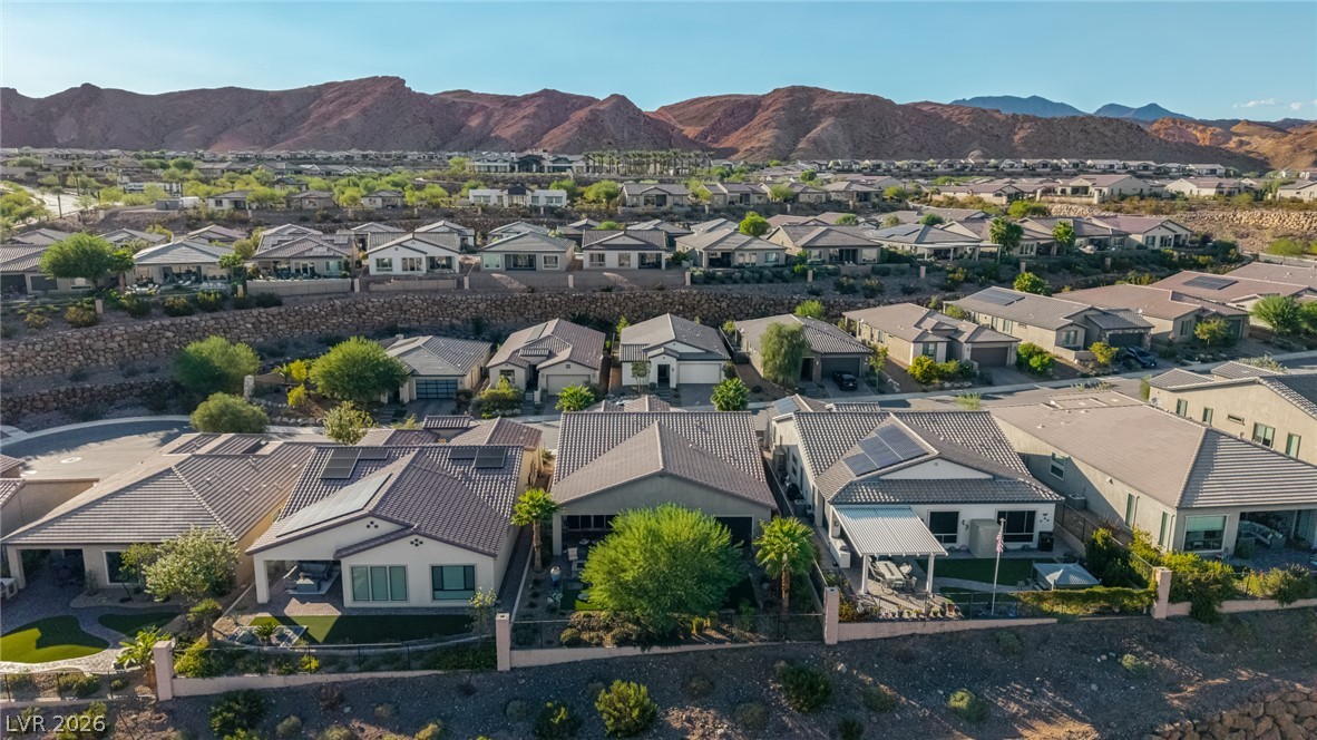 24 Cliffwater Street Henderson NV 89011