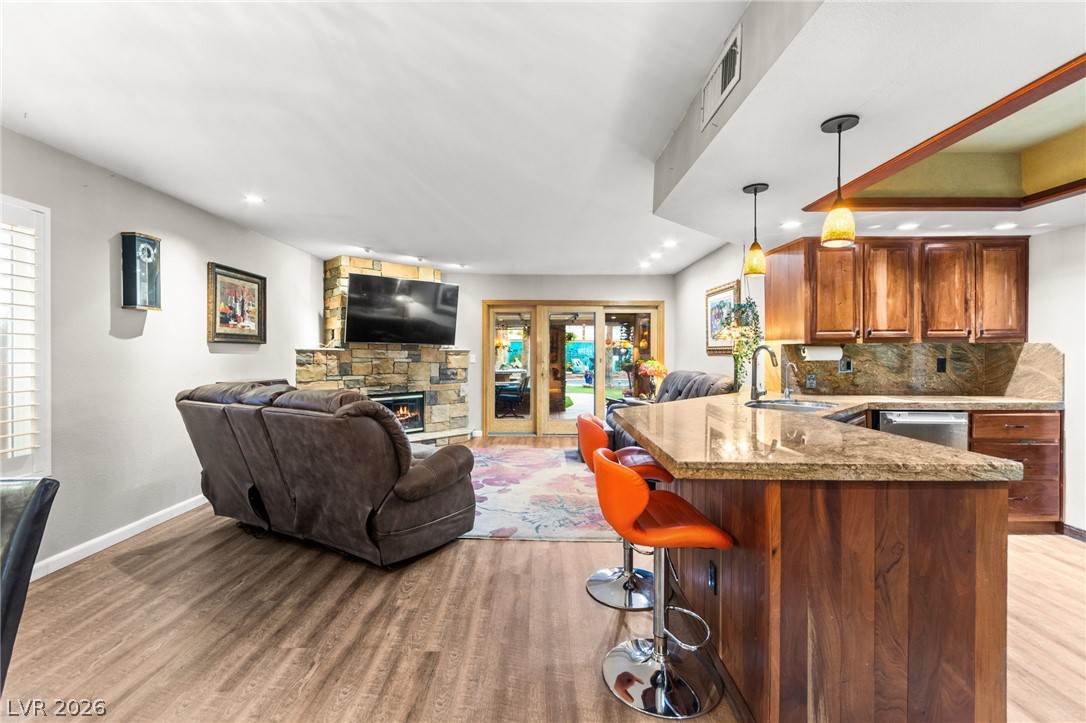 2710 Knightsbridge Road Henderson NV 89074