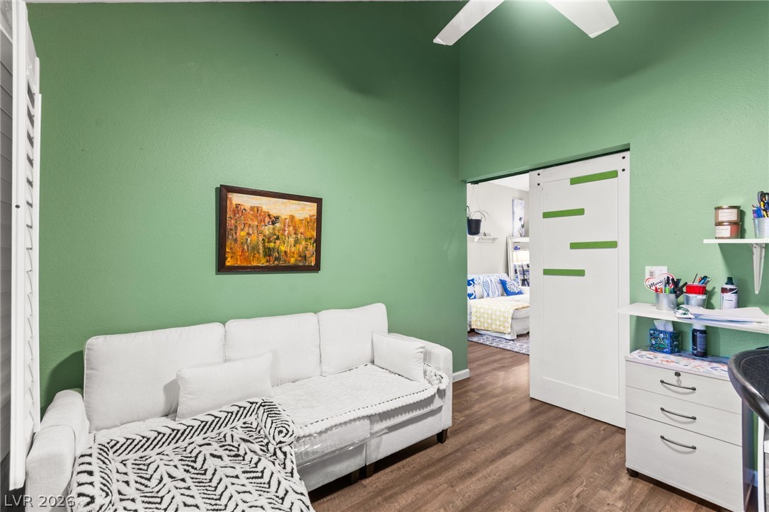 2710 Knightsbridge Road Henderson NV 89074