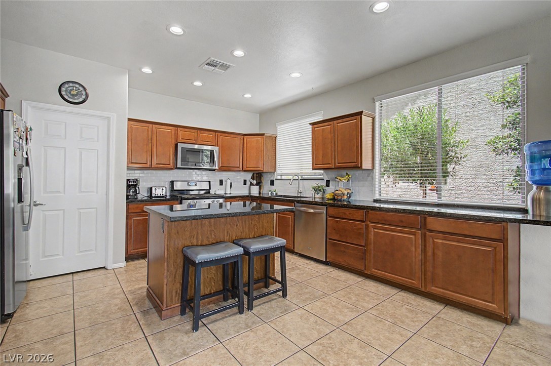 2424 Taragato Avenue Henderson NV 89052