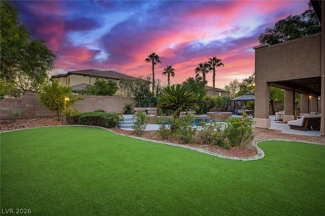 379 Autumn Hue Avenue Las Vegas NV 89123