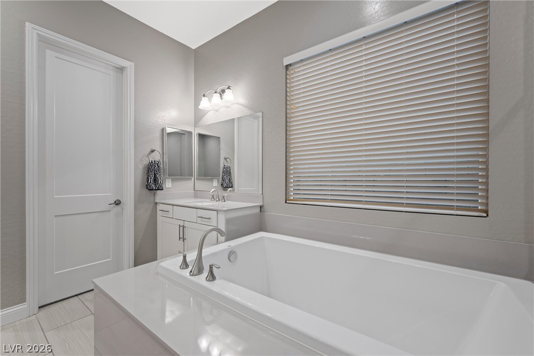 10 Via Tiberina Henderson NV 89011