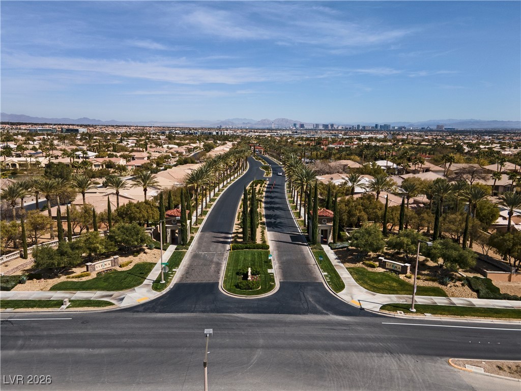 10356 Luna Magico Avenue Las Vegas NV 89135