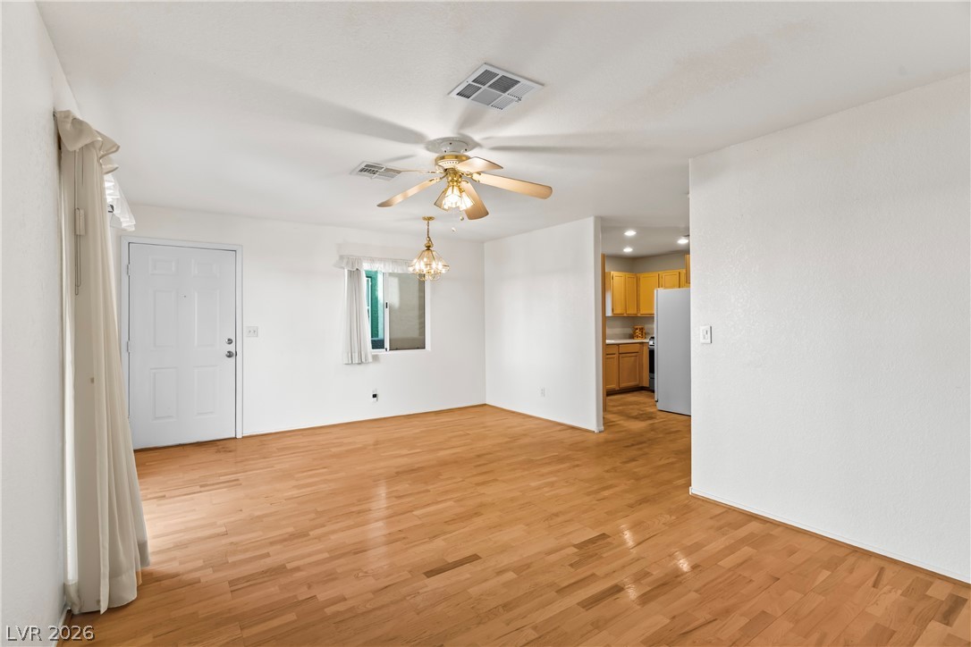 5602 Calais Court Las Vegas NV 89118