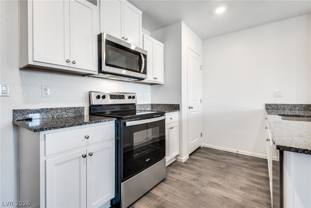 1114 Scarlet Sparrow Street Henderson NV 89011
