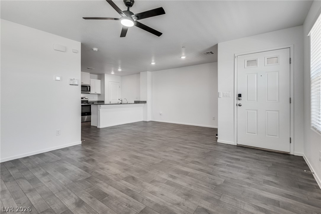 1114 Scarlet Sparrow Street Henderson NV 89011