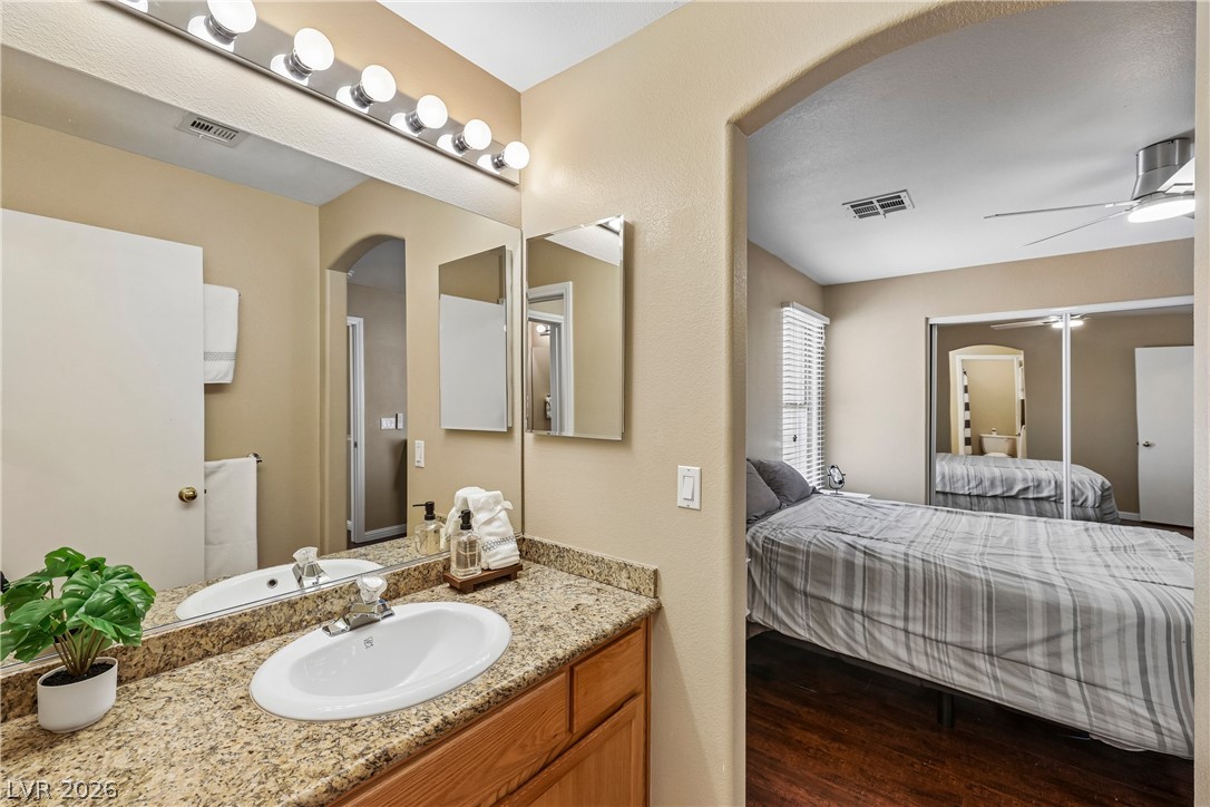 9957 Keephills Street Las Vegas NV 89183