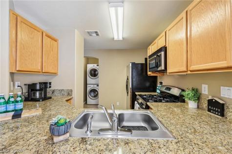9957 Keephills Street Las Vegas NV 89183