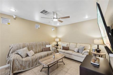 9957 Keephills Street Las Vegas NV 89183