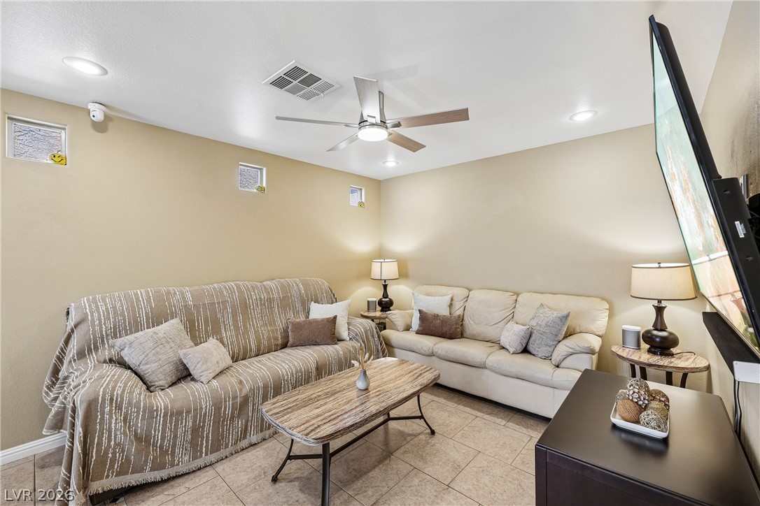 9957 Keephills Street Las Vegas NV 89183
