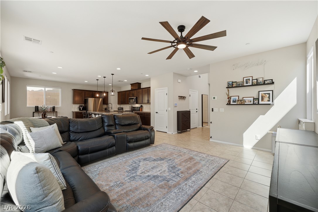 10383 Andele Avenue Las Vegas NV 89166