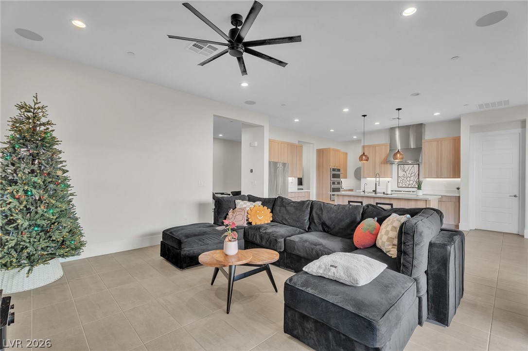10214 Meandering Dell Street Las Vegas NV 89166