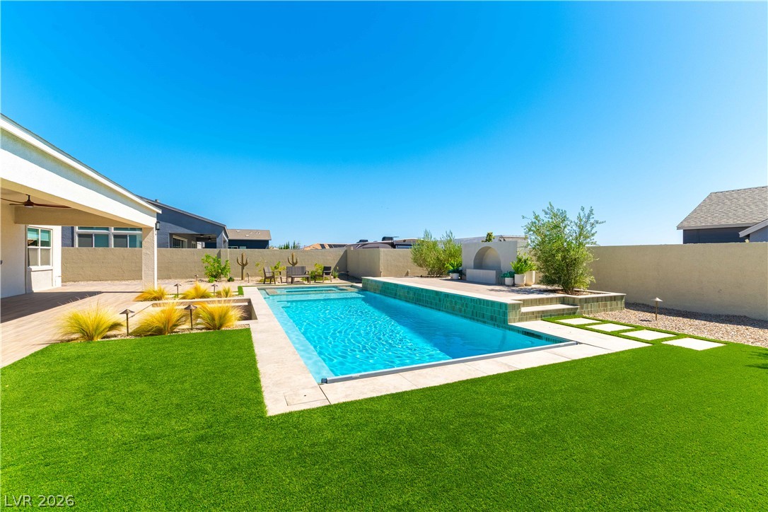 8866 Harvest Sunset Street Las Vegas NV 89113
