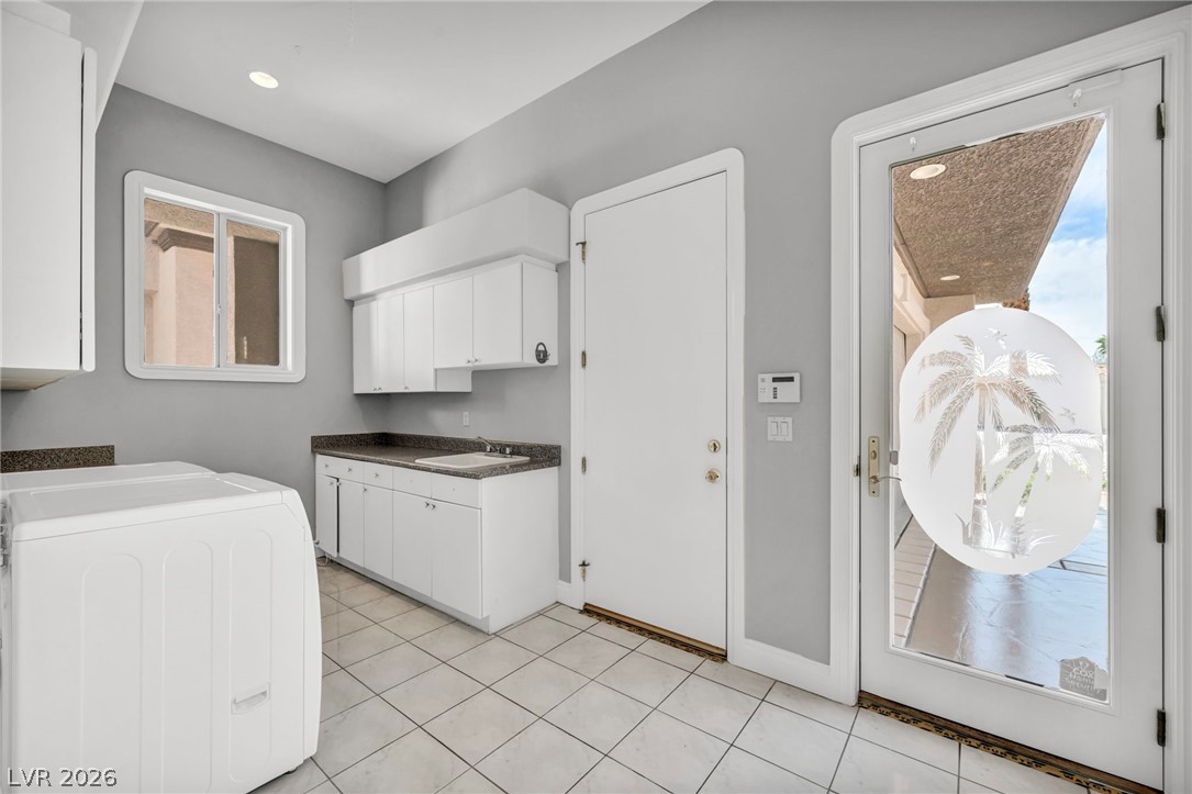 8798 Big Bluff Avenue Las Vegas NV 89148