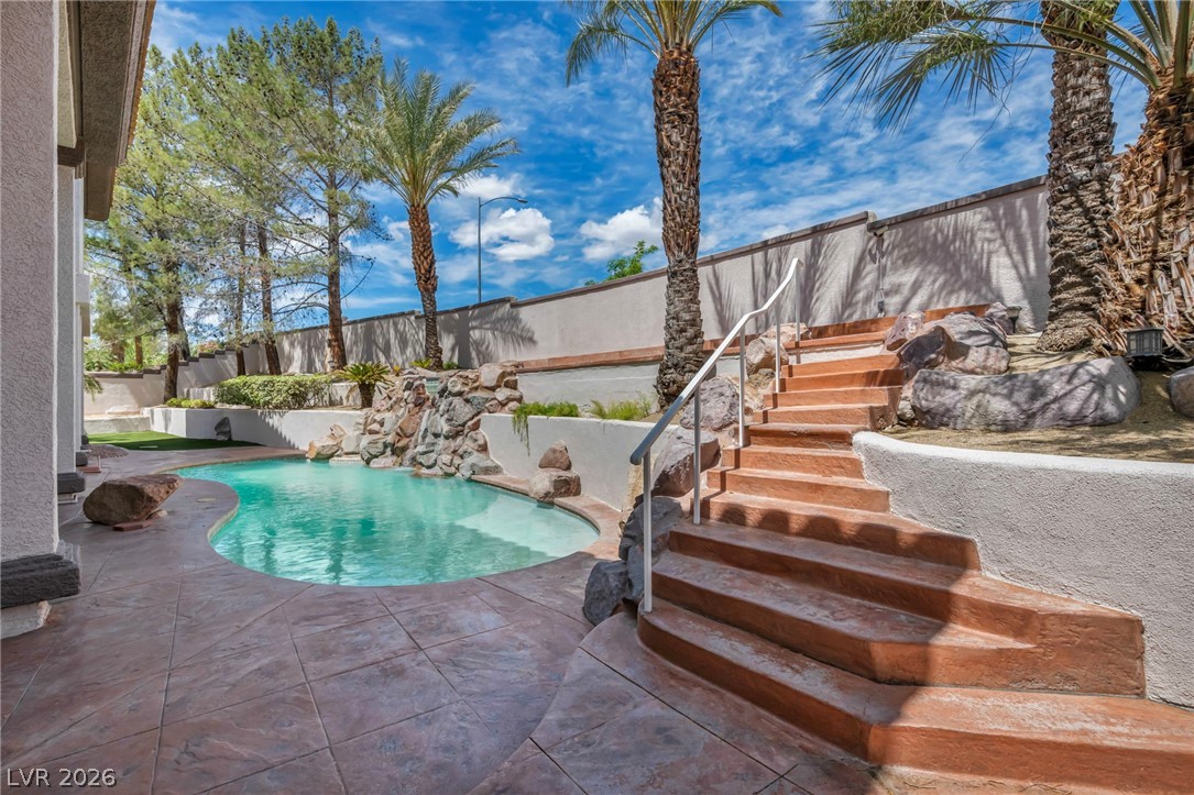 8798 Big Bluff Avenue Las Vegas NV 89148