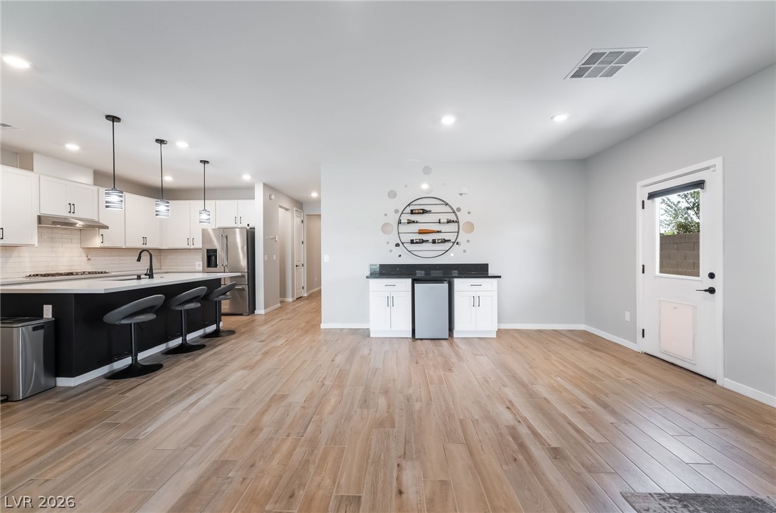 8663 Bench Street Las Vegas NV 89139