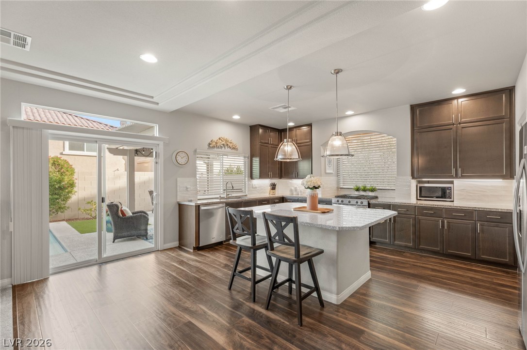 10592 Aphrodite Street Las Vegas NV 89183