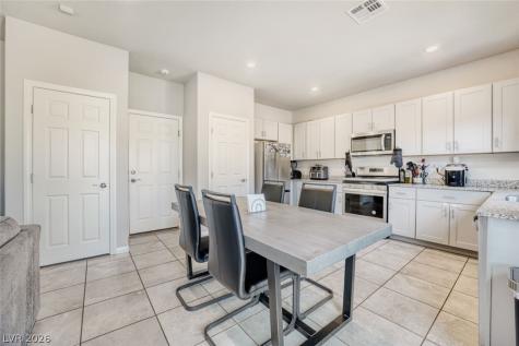 7236 Glimmer Point Street North Las Vegas NV 89084