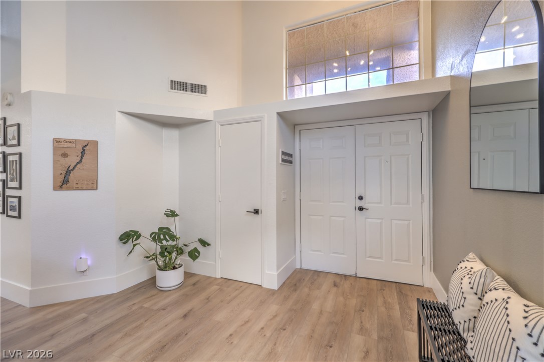 8352 Shore Breeze Drive Las Vegas NV 89128