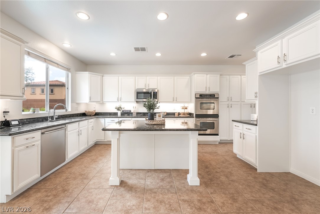 8768 Moreno Mountain Avenue Las Vegas NV 89178