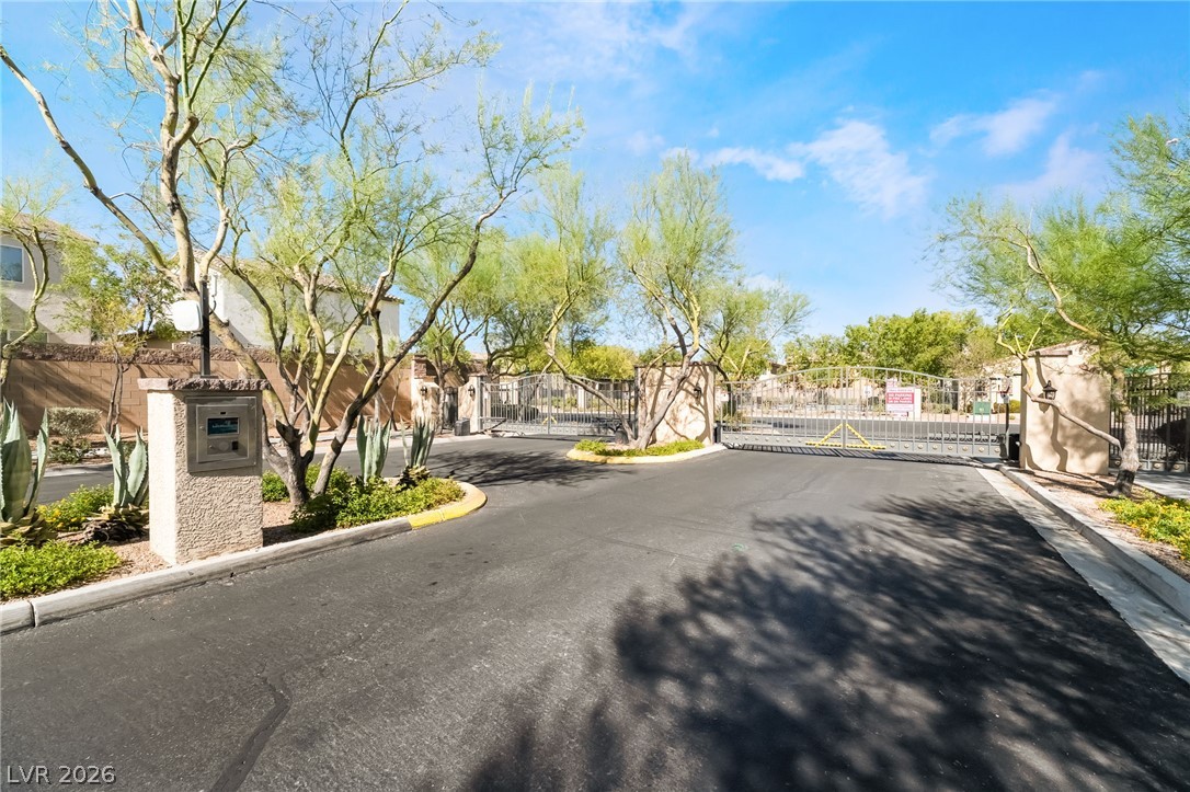 9149 White Rock Peak Street Las Vegas NV 89113