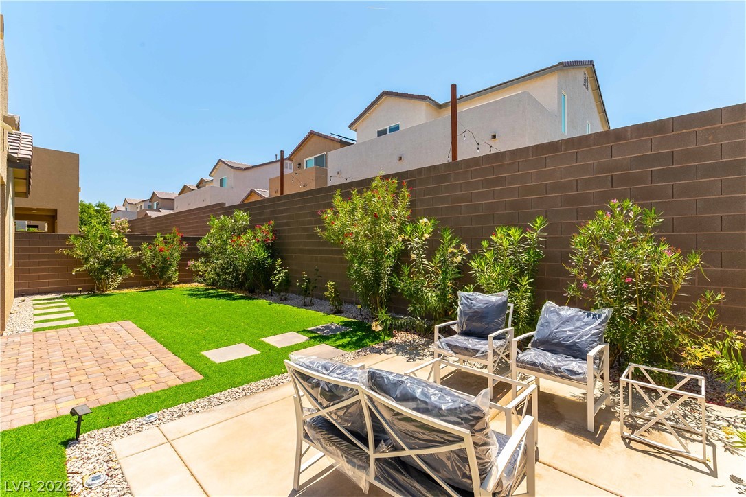 6807 Bayou Hollow Avenue Las Vegas NV 89156