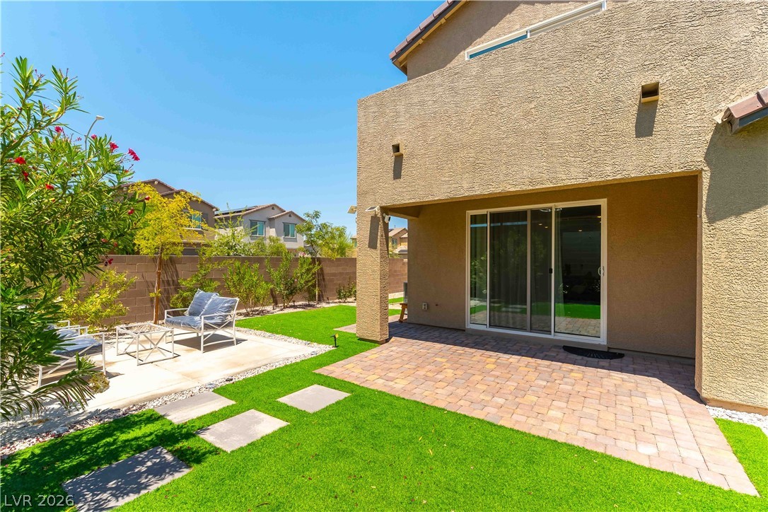 6807 Bayou Hollow Avenue Las Vegas NV 89156