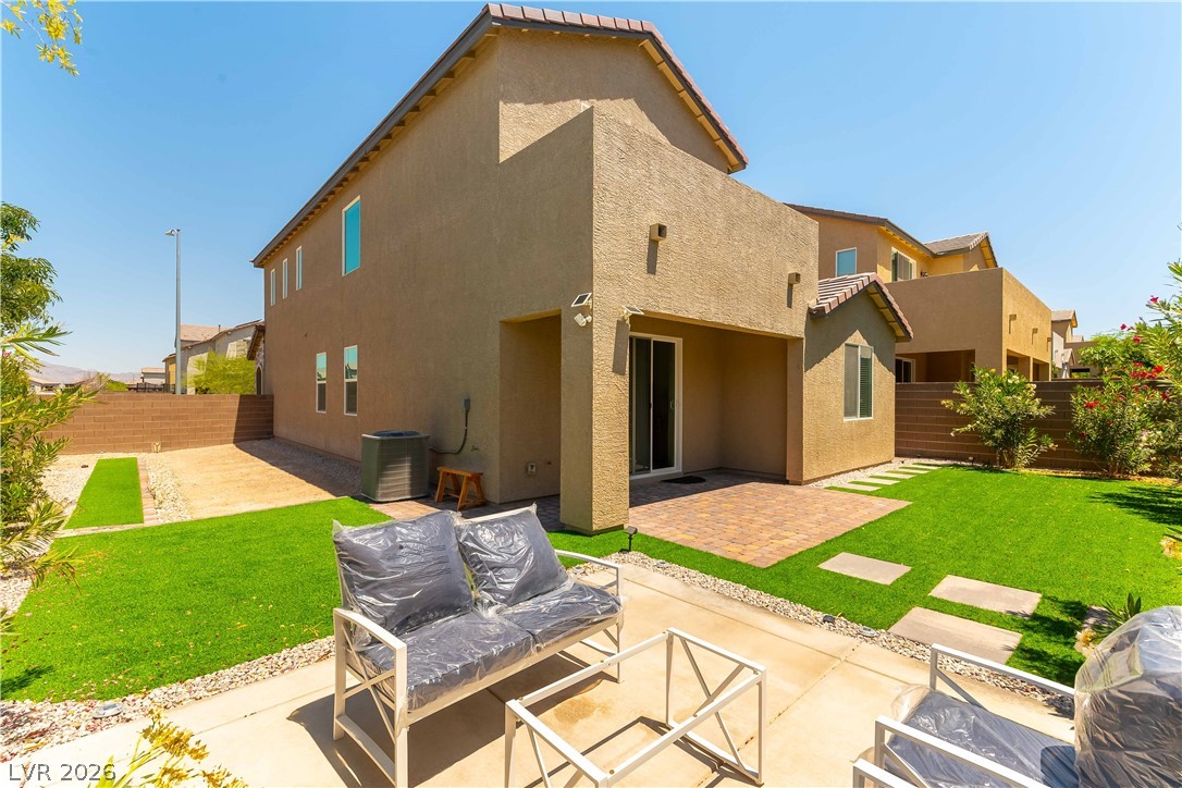 6807 Bayou Hollow Avenue Las Vegas NV 89156