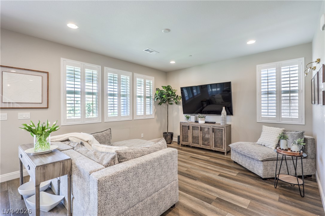 11542 Salt Creek Avenue Las Vegas NV 89138