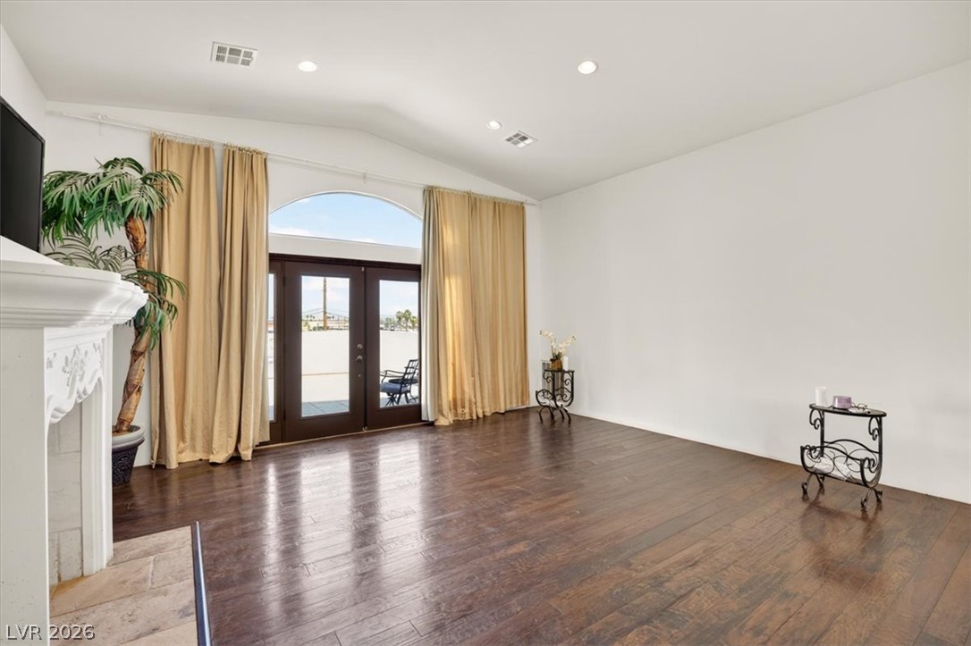 4425 Sunflower Avenue Las Vegas NV 89120