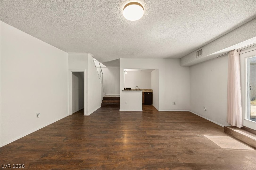 4425 Sunflower Avenue Las Vegas NV 89120