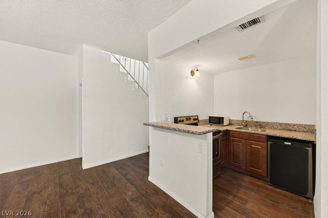4425 Sunflower Avenue Las Vegas NV 89120