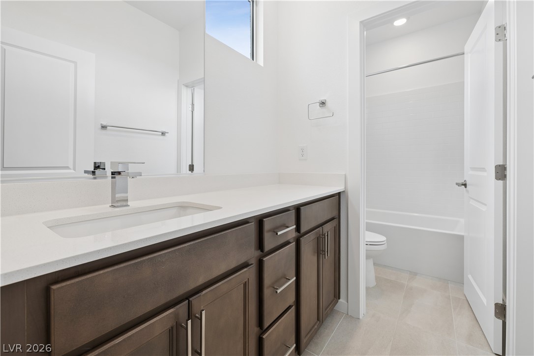 10457 Mountain Aster Avenue Las Vegas NV 89166